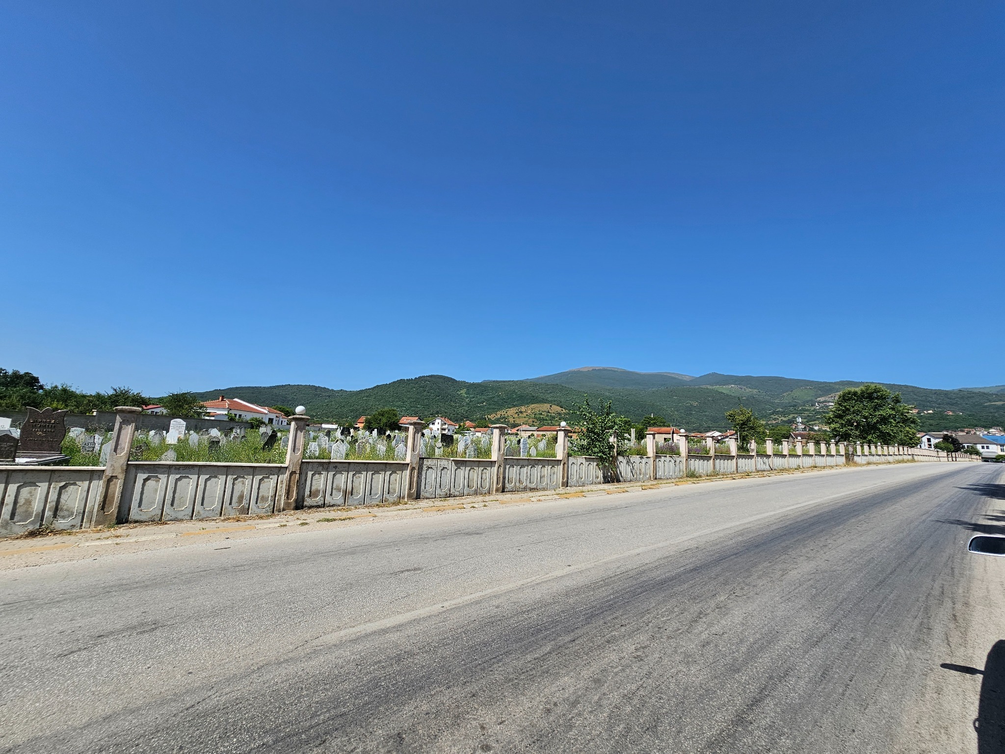 Road Cemetery